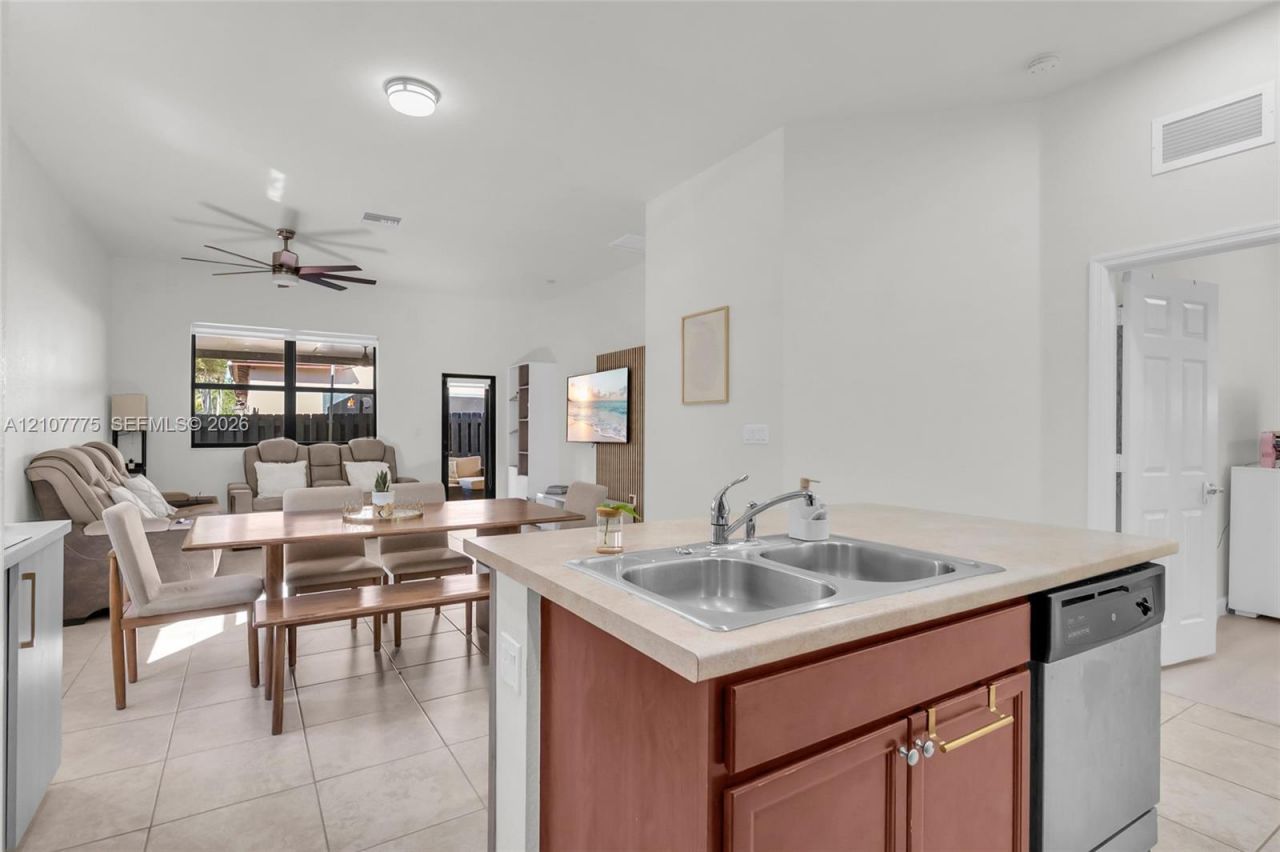 470 SE 34th Ter , Homestead, FL 33033 Photo