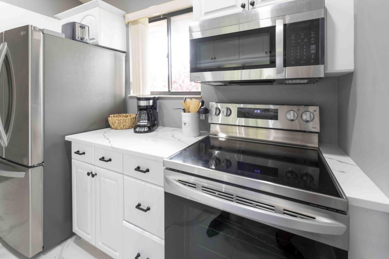 829 Club Drive, Palm Beach Gardens, FL 33418 Photo
