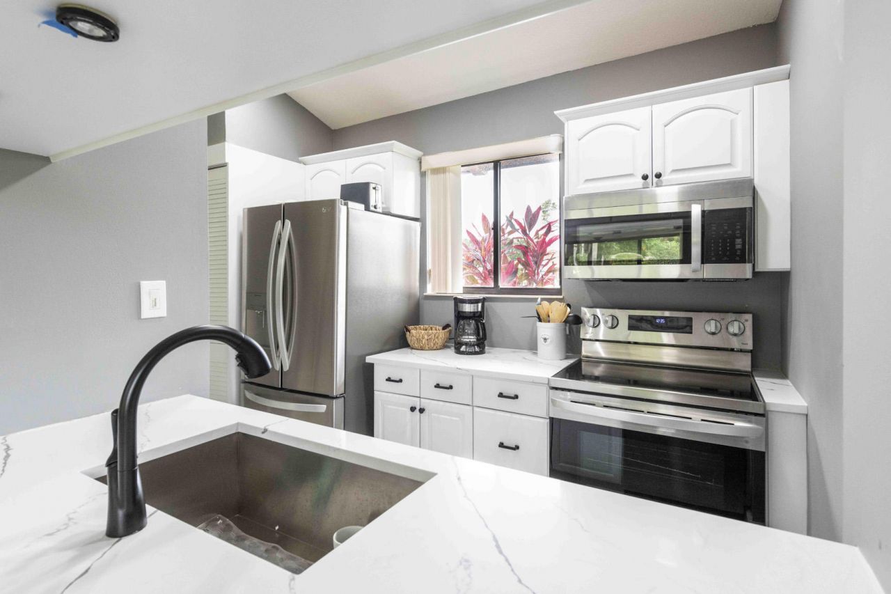 829 Club Drive, Palm Beach Gardens, FL 33418 Photo
