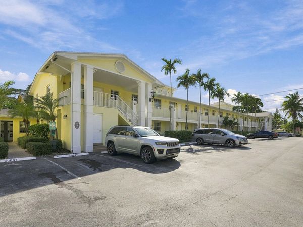 2660 NE 8TH Avenue, Unit 219, Wilton Manors, FL 33334