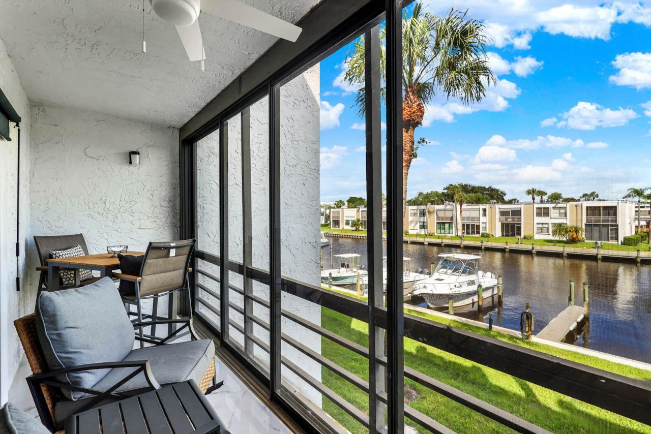 1950 SW Palm City Road, Unit 3-207, Stuart, FL 34994 Photo