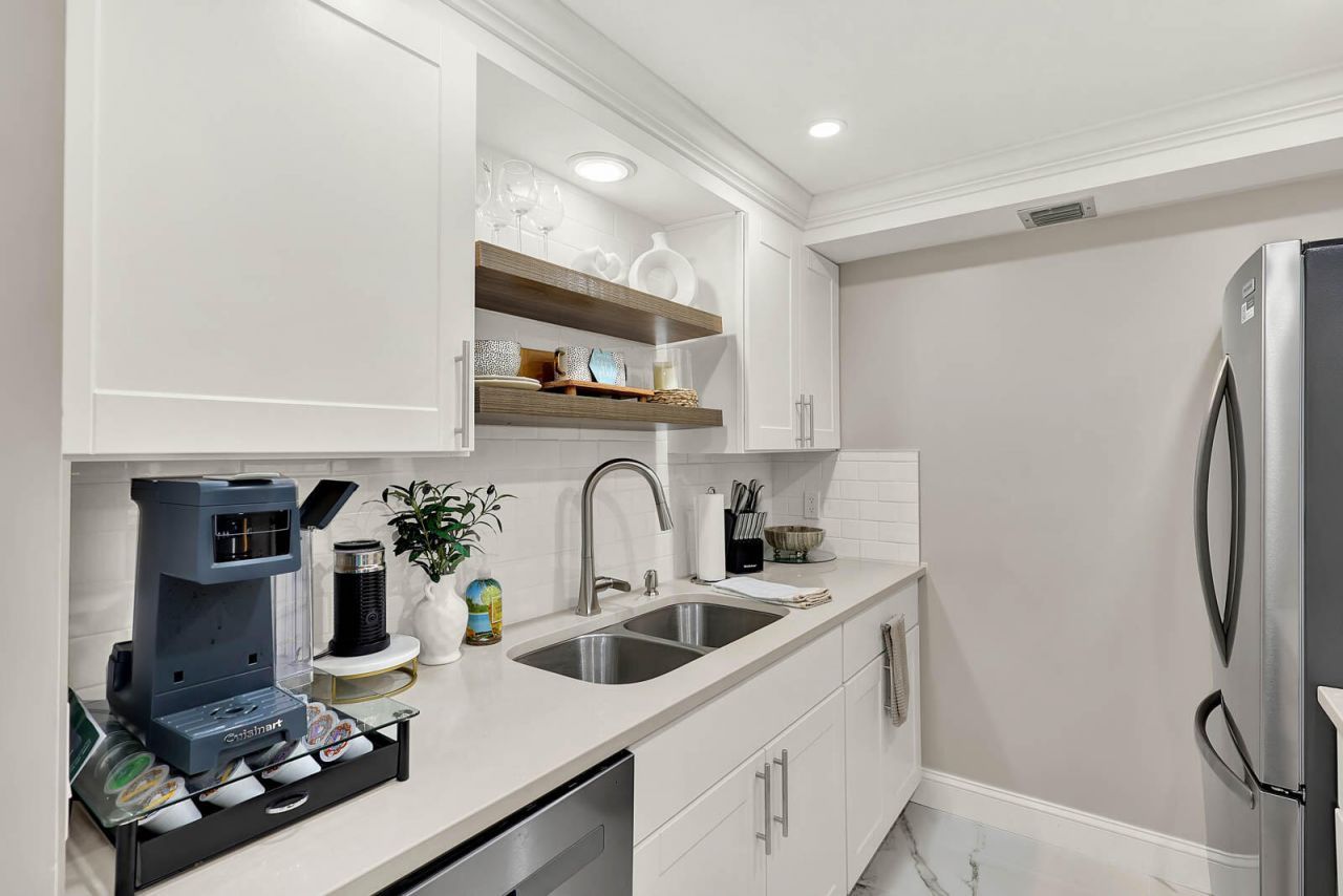 1950 SW Palm City Road, Unit 3-207, Stuart, FL 34994 Photo