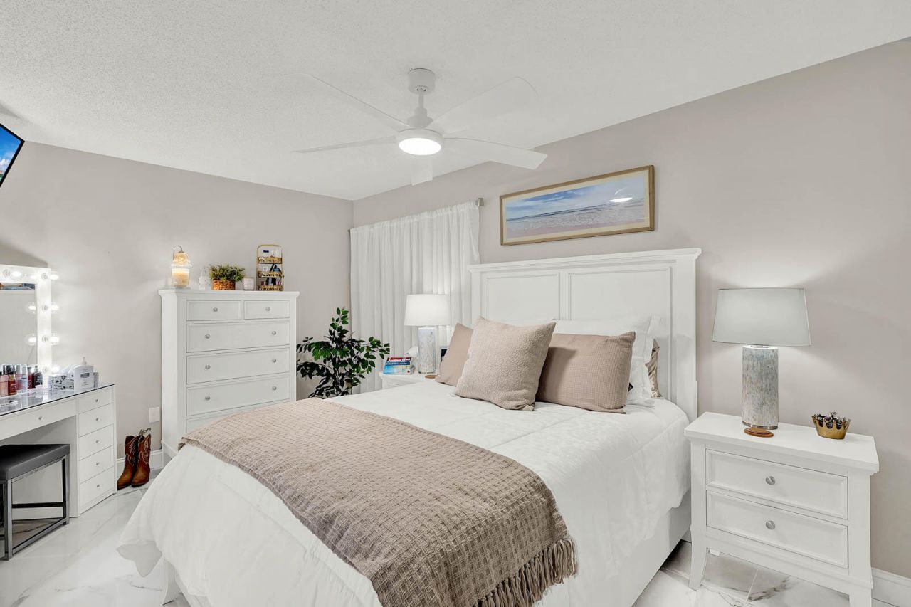 1950 SW Palm City Road, Unit 3-207, Stuart, FL 34994 Photo