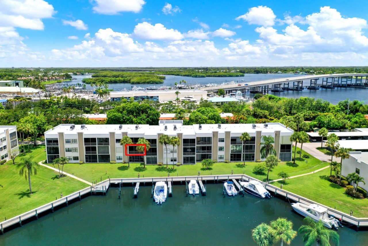 1950 SW Palm City Road, Unit 3-207, Stuart, FL 34994 Photo