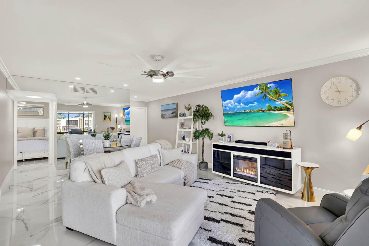 1950 SW Palm City Road, Unit 3-207, Stuart, FL 34994 Photo