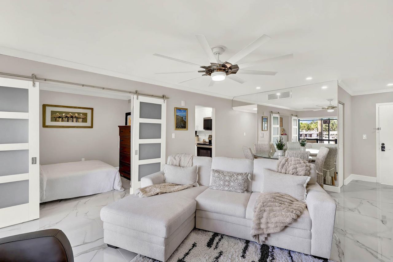 1950 SW Palm City Road, Unit 3-207, Stuart, FL 34994 Photo