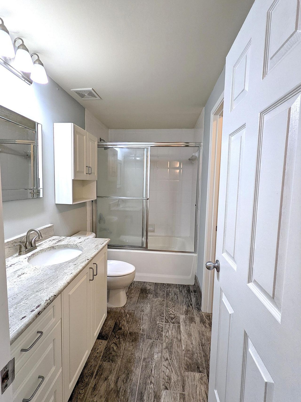 630 S Sapodilla Avenue, Unit 308, West Palm Beach, FL 33401 Photo