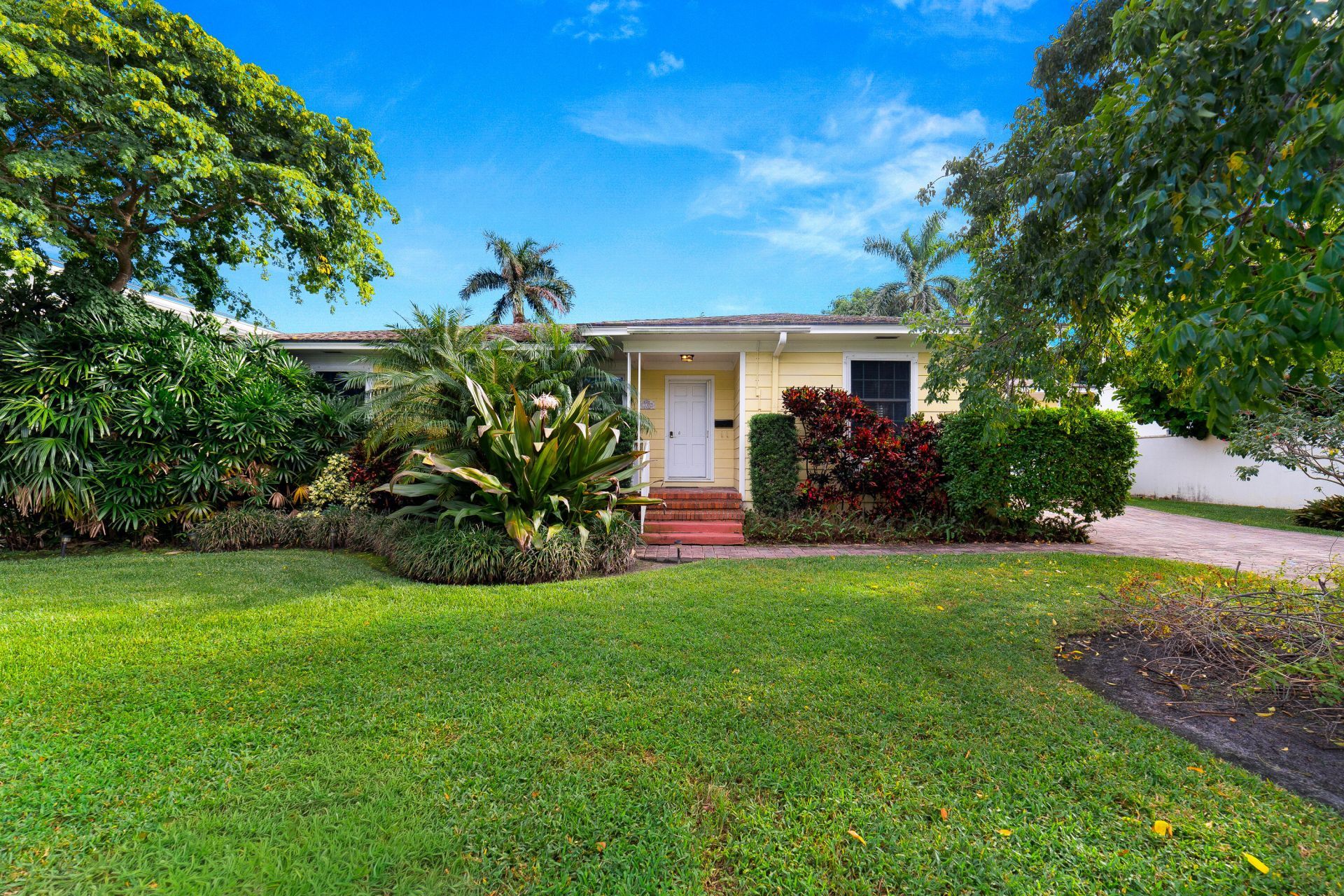 1102 Seaspray Avenue, Delray Beach, FL 33483 Main Photo