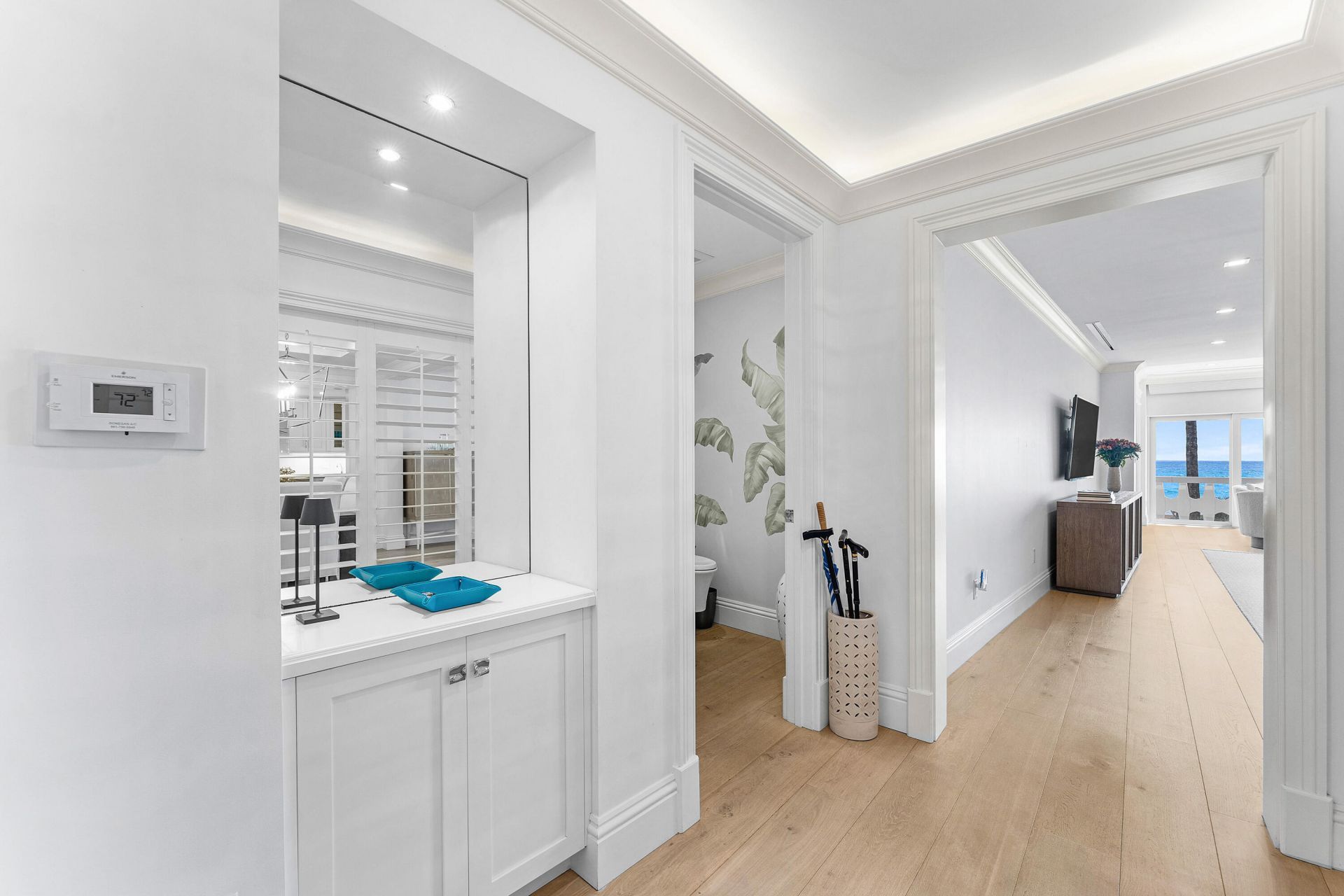300 S Ocean Boulevard, Unit 2D, Palm Beach, FL 33480 Photo