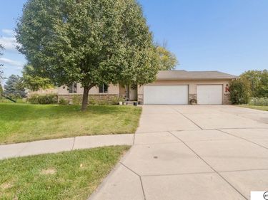 1930 Boston Circle, Lincoln, NE 68521