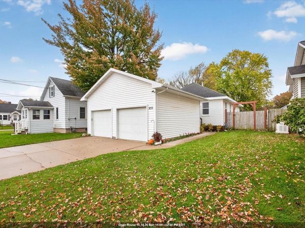 833 PHOEBE STREET, Green Bay, WI 54303