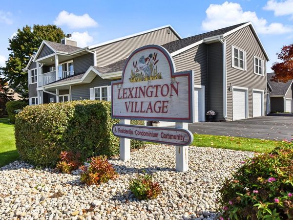 274 S Mountin DRIVE, Unit C, Mayville, WI 53050
