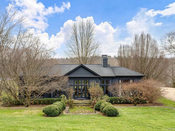 153 Cantitoe Street , Katonah, NY 10507