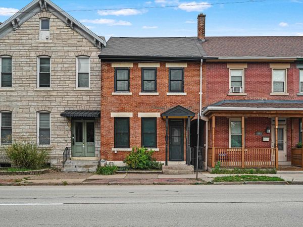 1591 White Street, Dubuque, IA 52001