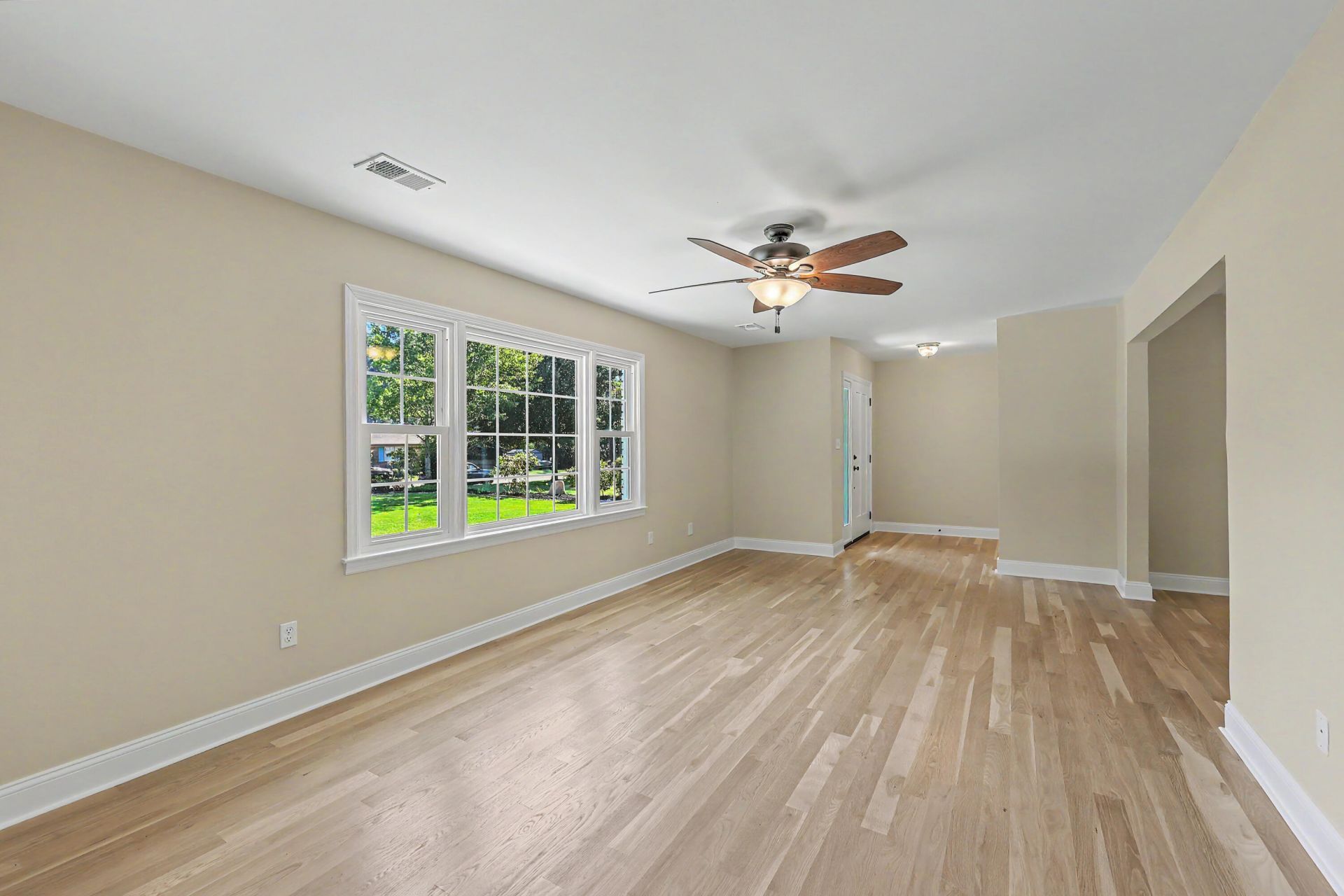 1600 Wannamaker Avenue Photo 11