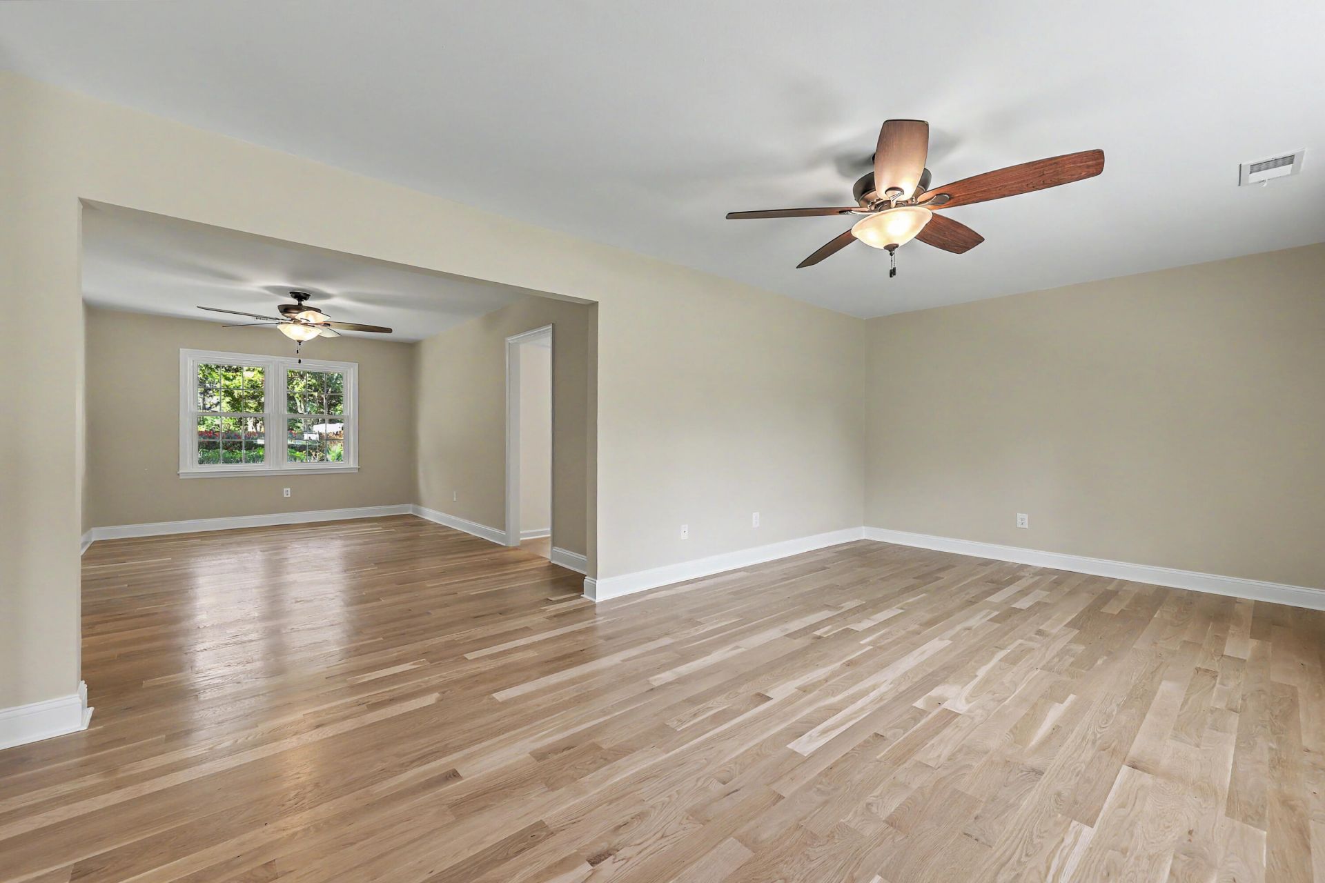 1600 Wannamaker Avenue Photo 12