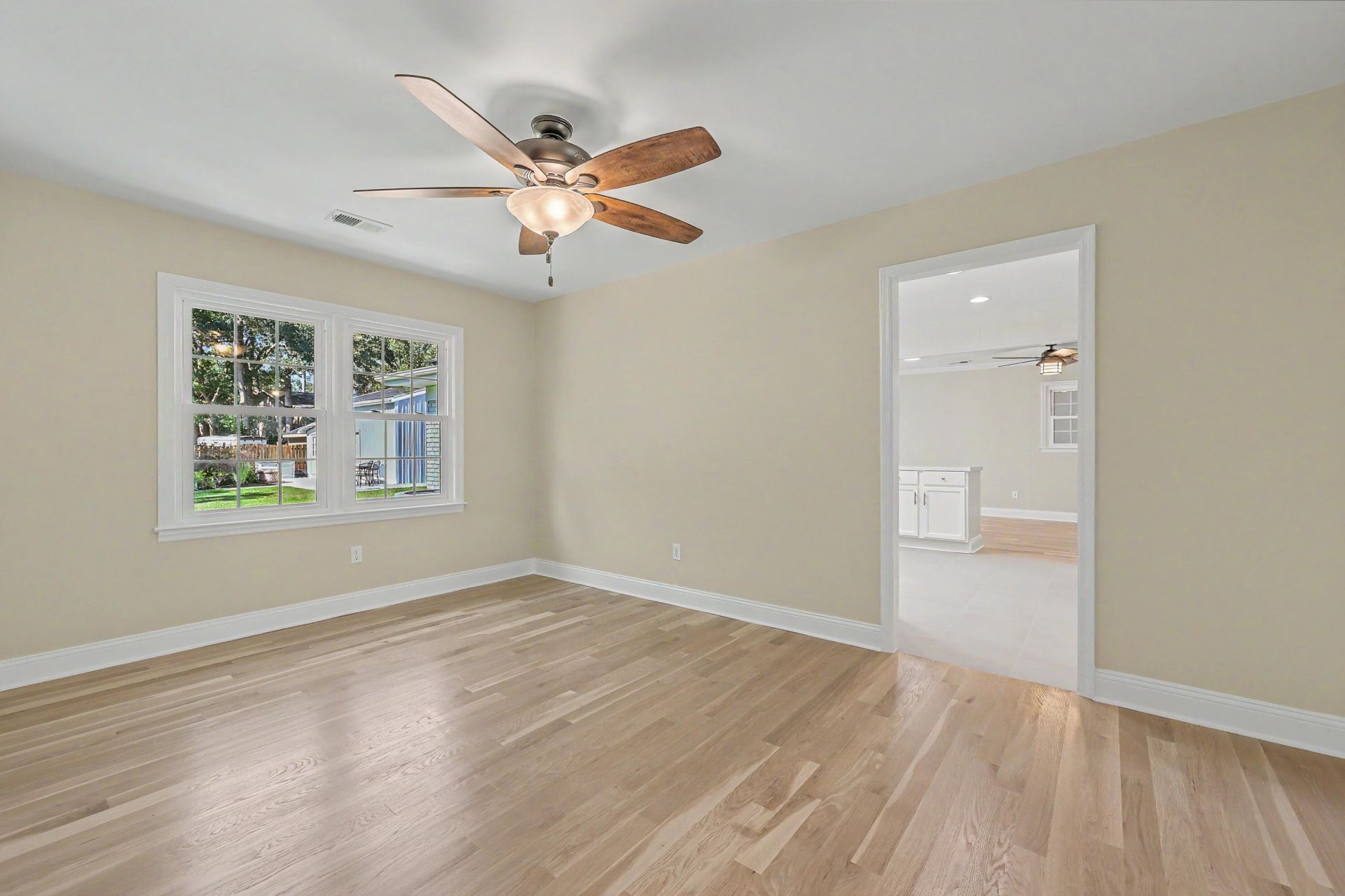 1600 Wannamaker Avenue Photo 13