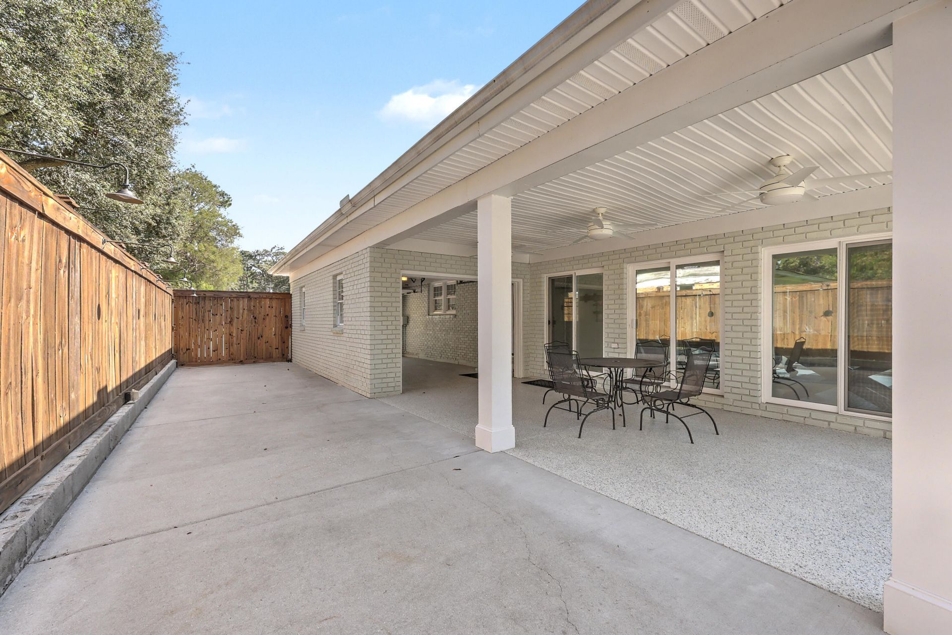 1600 Wannamaker Avenue Photo 37
