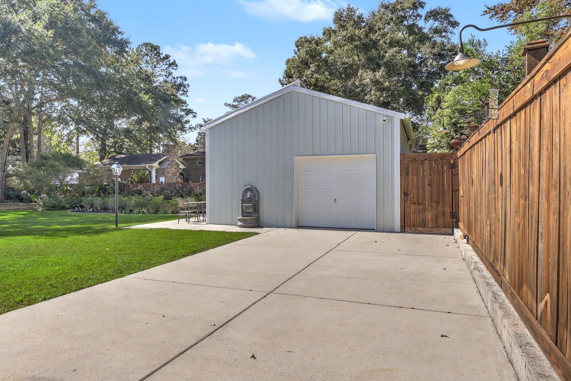 1600 Wannamaker Avenue Photo 38