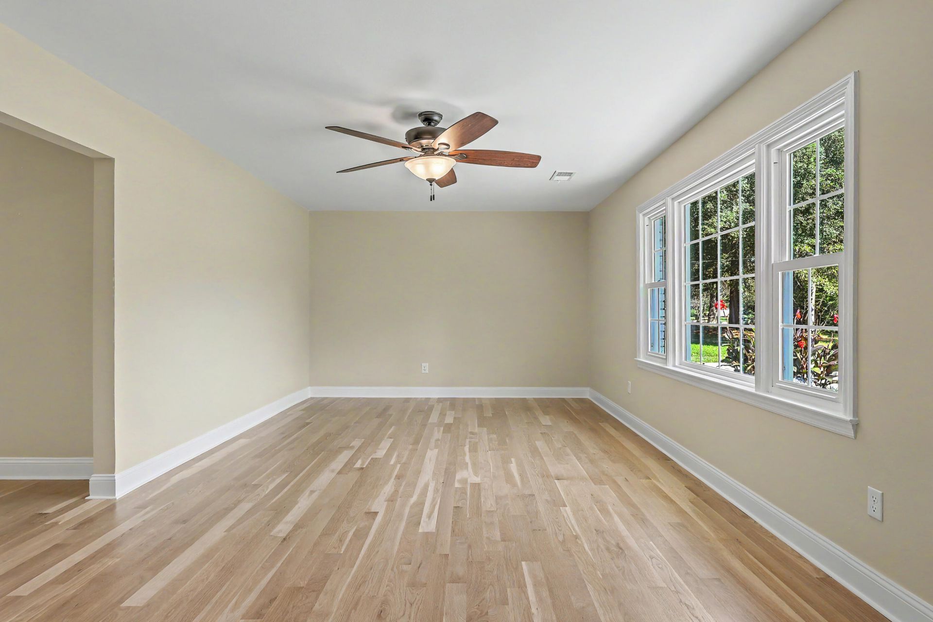 1600 Wannamaker Avenue Photo 48