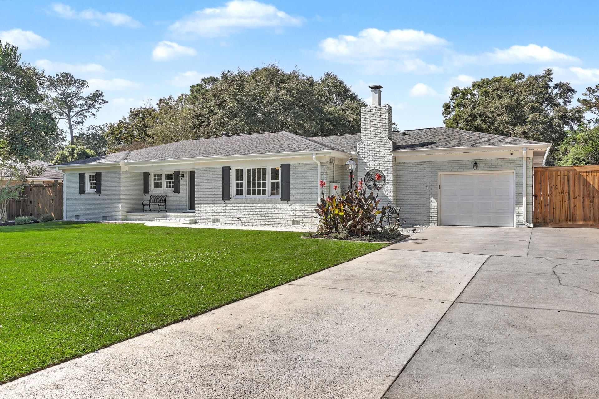 1600 Wannamaker Avenue Photo 50