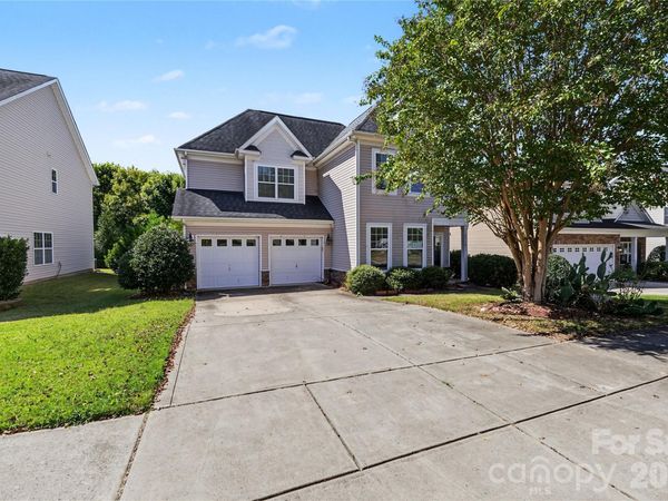 9738 Loughlin Lane , Charlotte, NC 28273