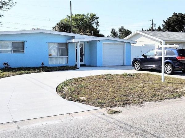 10609 AGATE COURT , PORT RICHEY, FL 34668