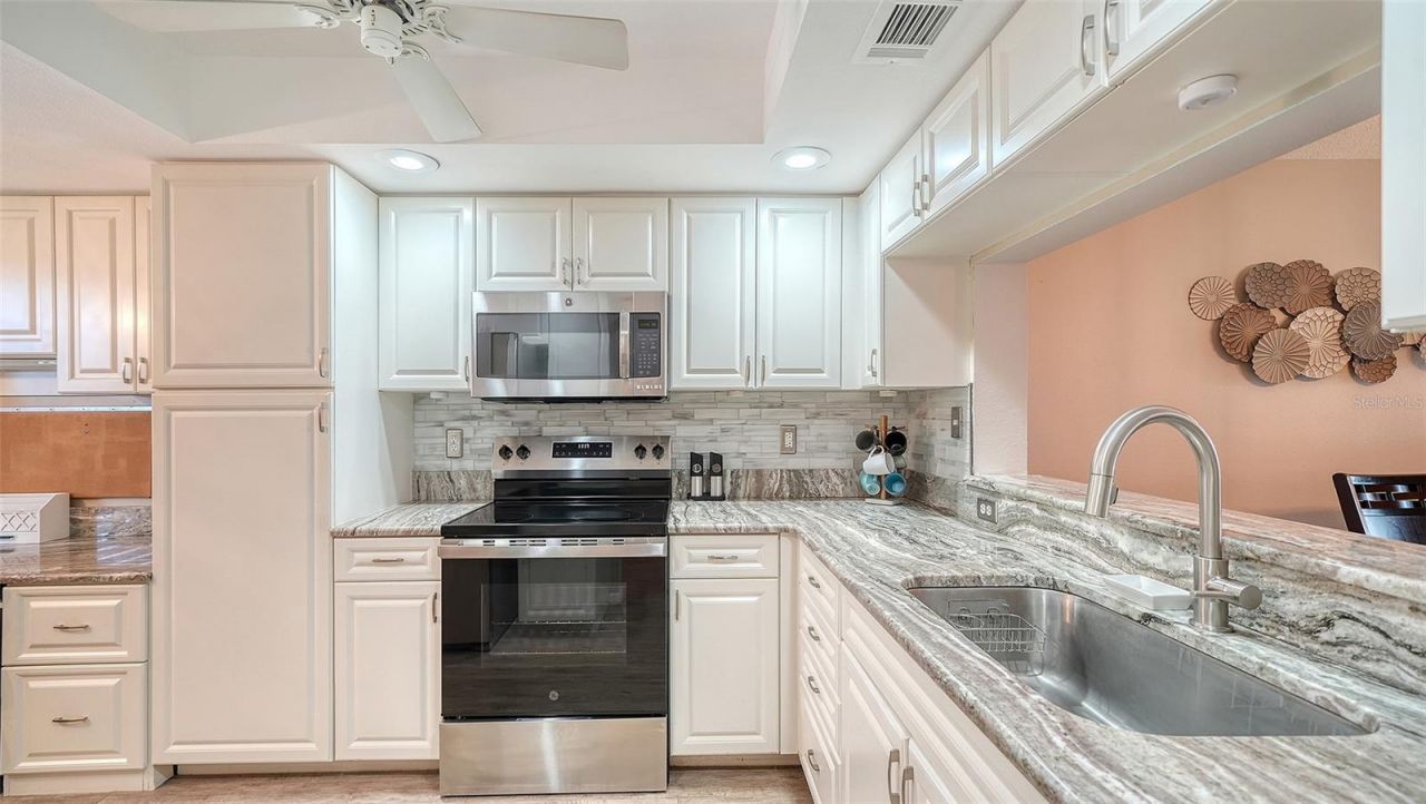 9330 Clubside Circle, Unit 3110, Sarasota, FL 34238 Photo
