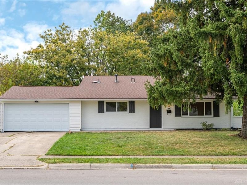 1841 Ironwood Drive, Fairborn, OH 45324 Photo 2