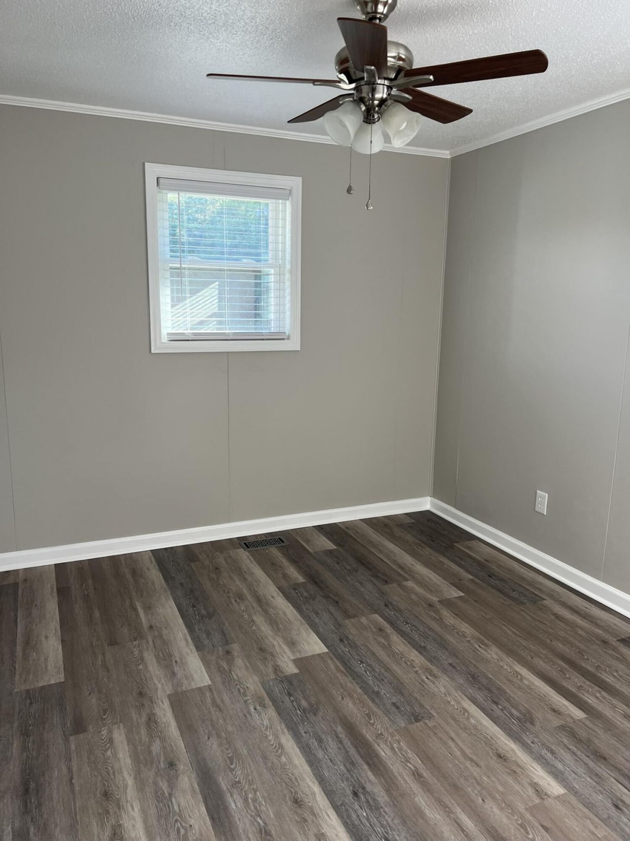 236 Cherry Hill Road Photo 5