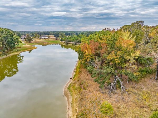 200/202 Stable Run Cove, Oxford, MS 38655