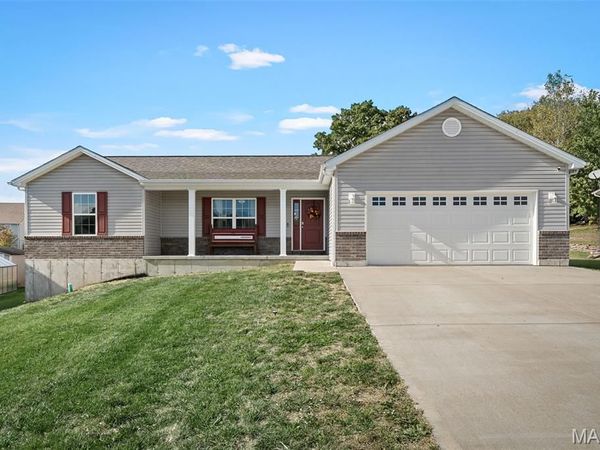 353 Dry Fork Crossing, Warrenton, MO 63383