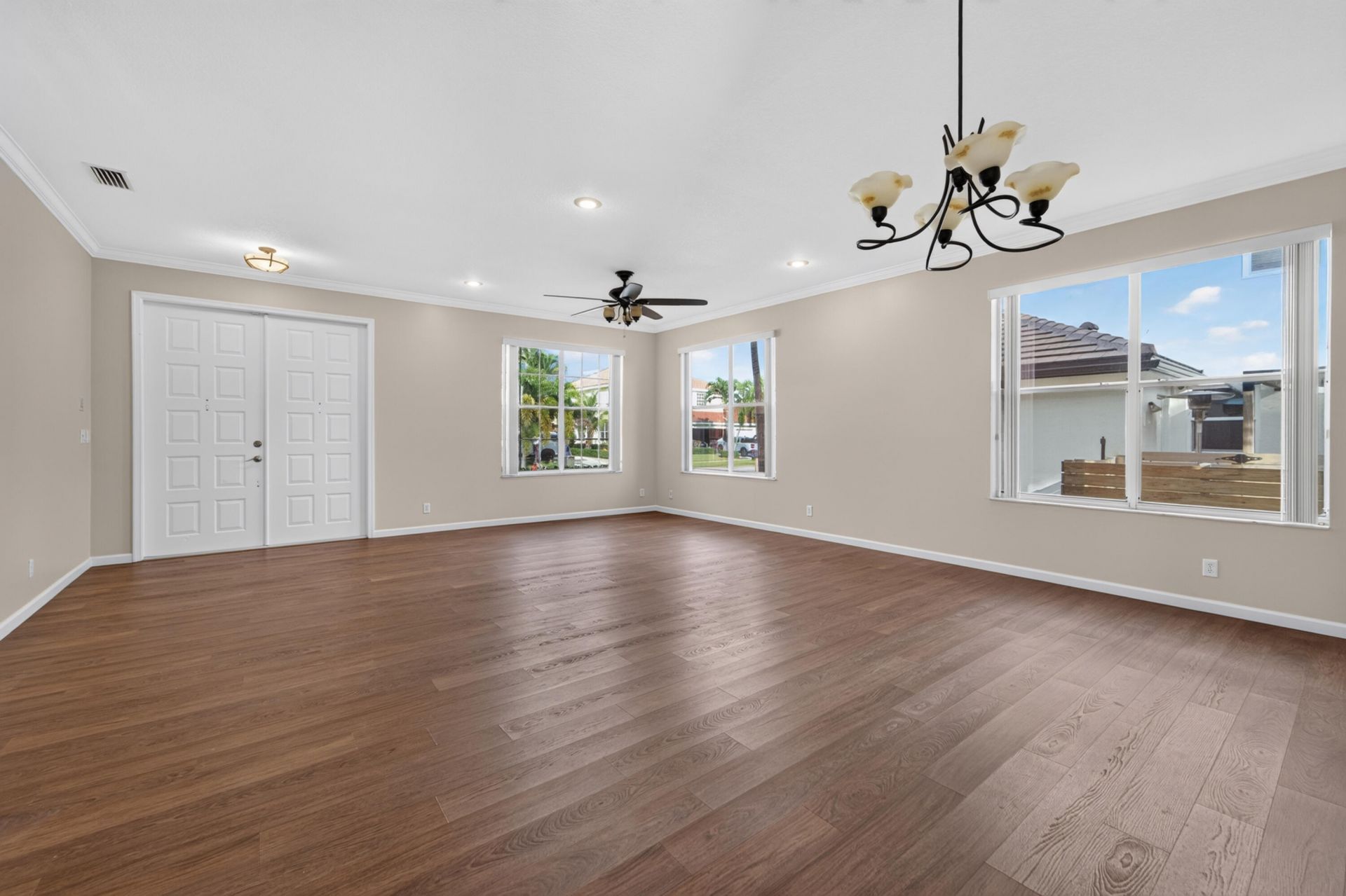 5581 Descartes Circle, Boynton Beach, FL 33472 Photo