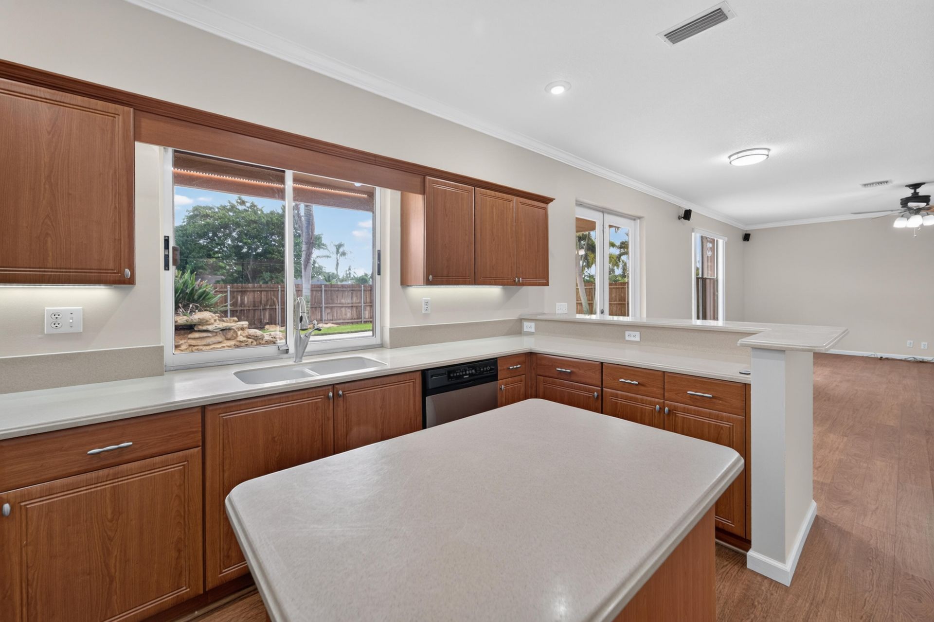 5581 Descartes Circle, Boynton Beach, FL 33472 Photo