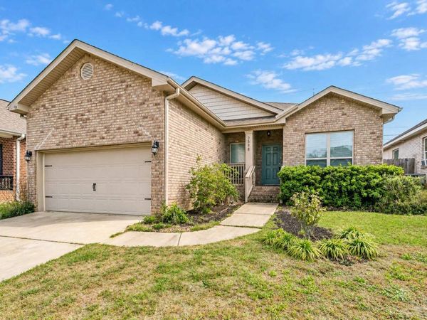 3588 Whitetail Ln, Pensacola, FL 32526