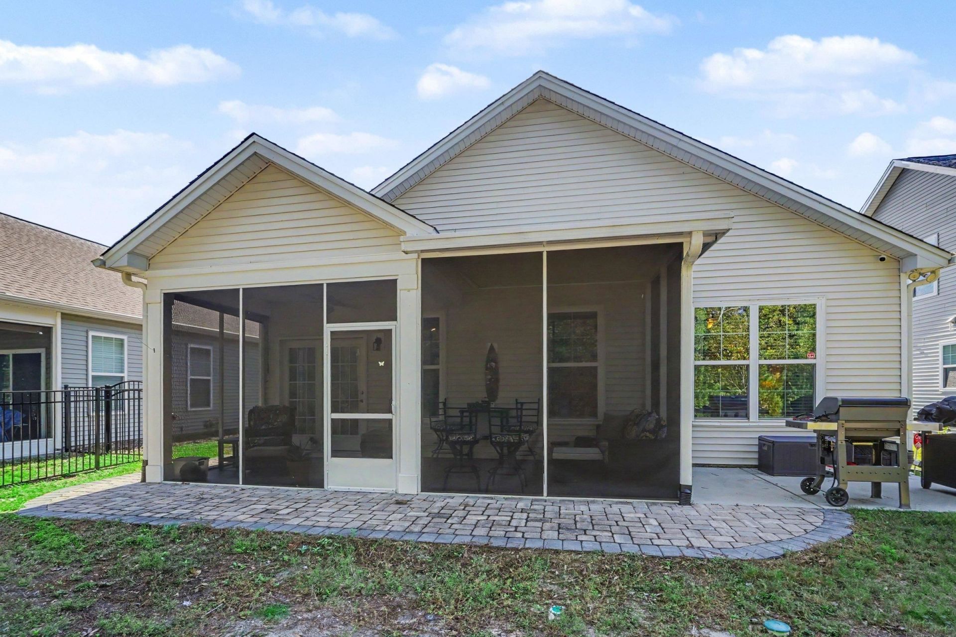 1182 Pyxie Moss Dr.  Photo 22