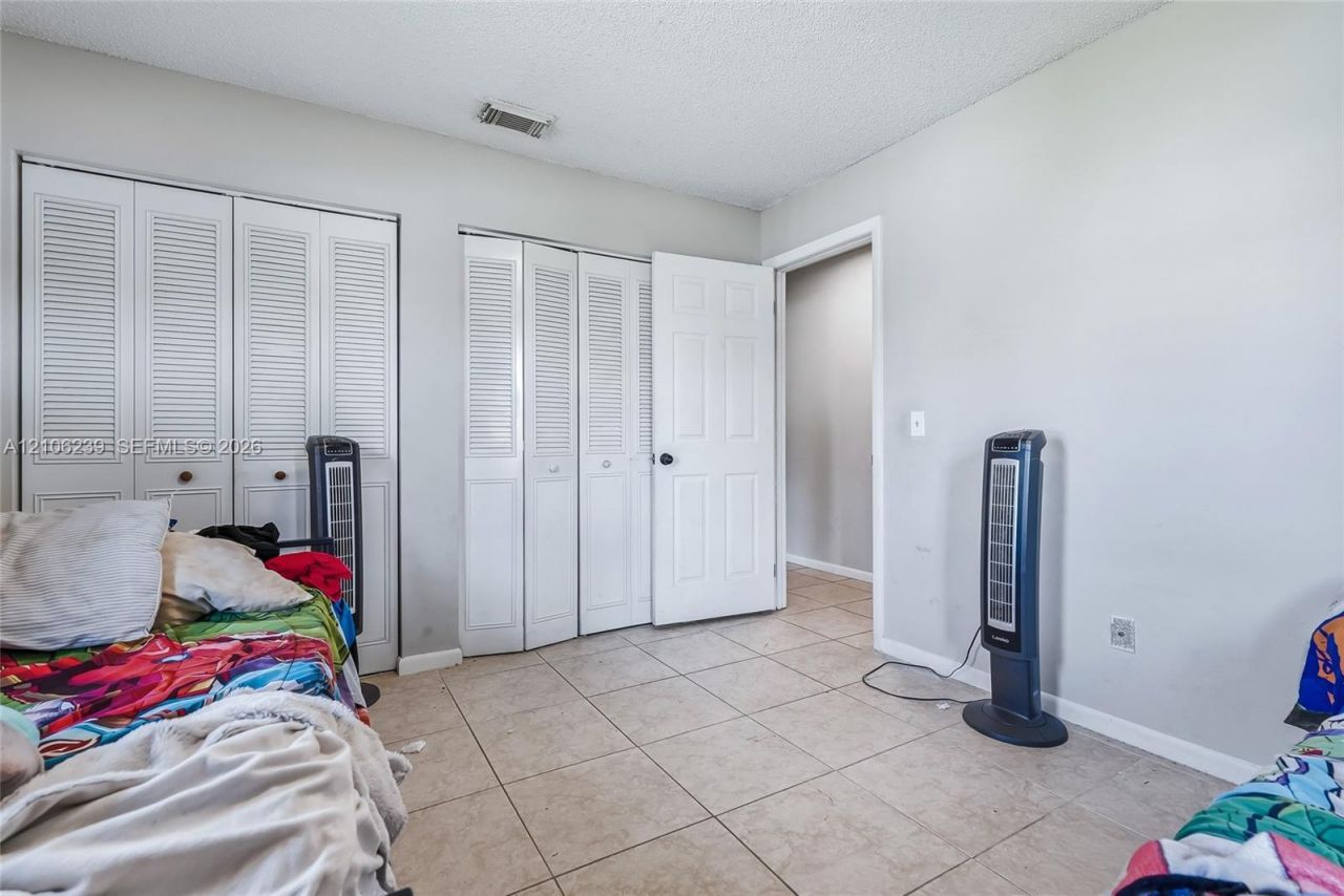 601 Ixoria Ave , Fort Pierce, FL 34982 Photo
