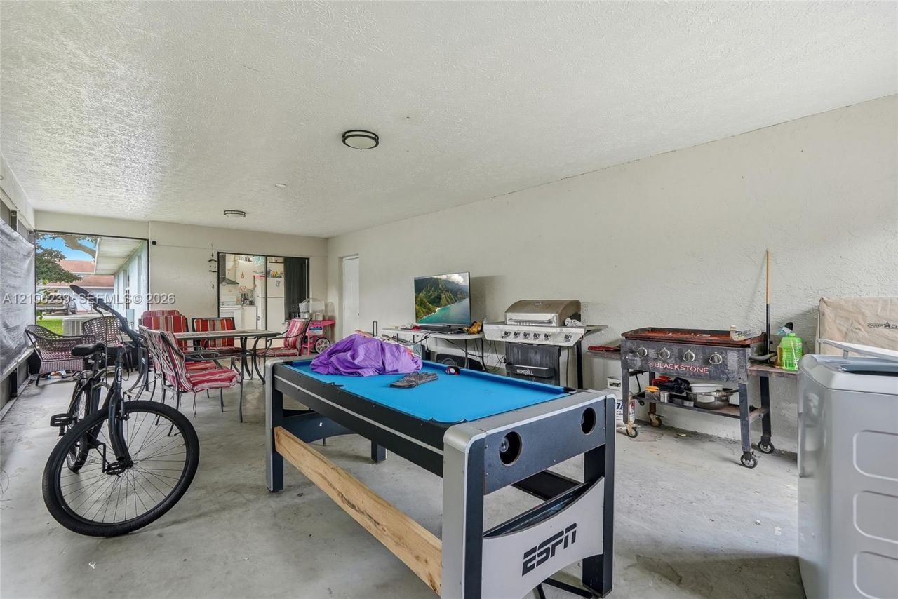 601 Ixoria Ave , Fort Pierce, FL 34982 Photo
