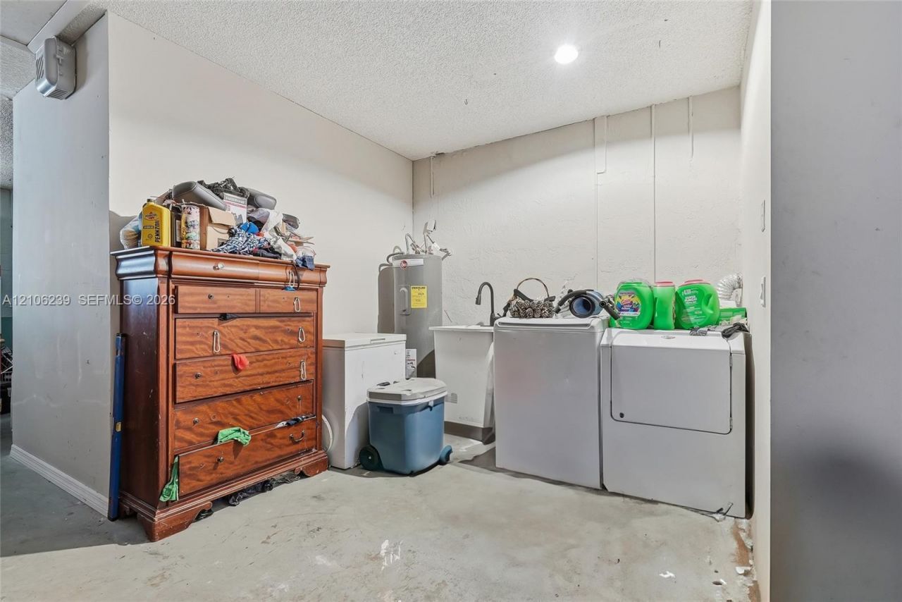 601 Ixoria Ave , Fort Pierce, FL 34982 Photo