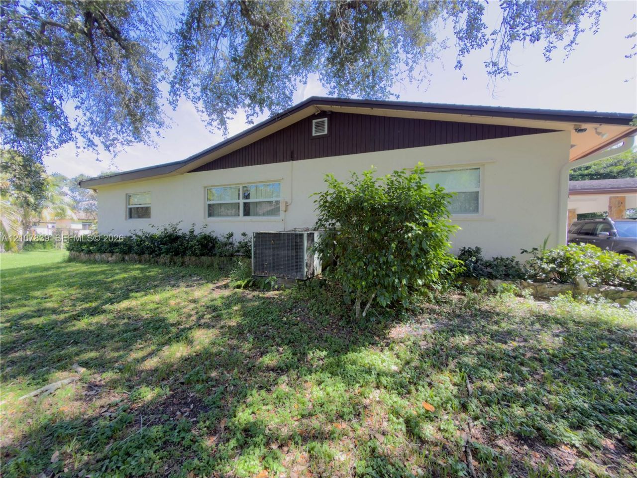 12105 NW 23rd Ct, Plantation, FL 33323 Photo