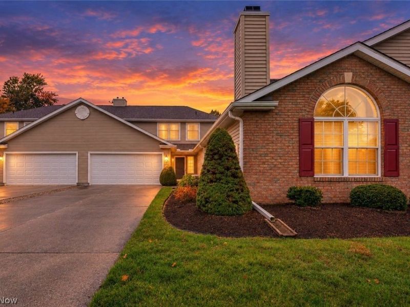 7536 Monterey Bay Drive, Unit 3, Mentor on the Lake, OH 44060 Photo 2
