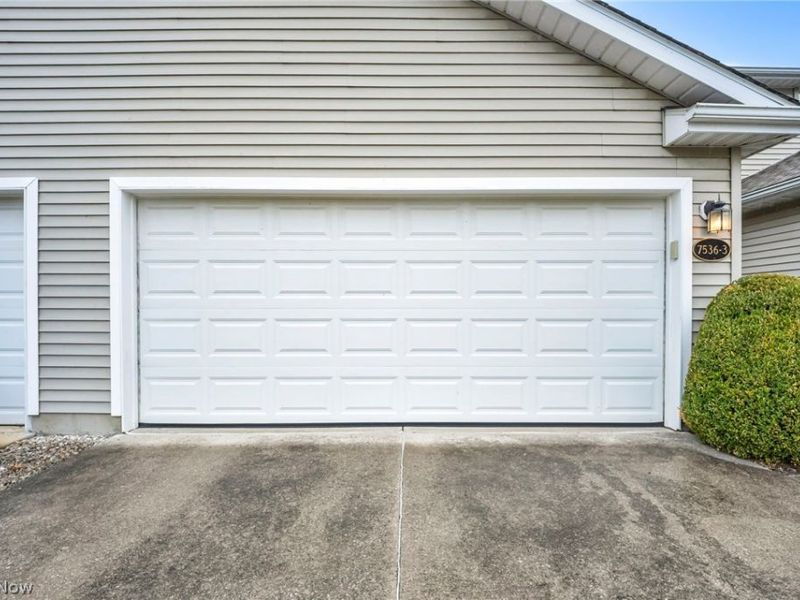 7536 Monterey Bay Drive, Unit 3, Mentor on the Lake, OH 44060 Photo 5