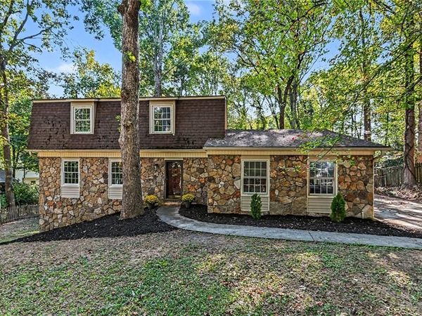 201 Hunting Creek Drive, Marietta, GA 30068