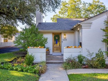6433 Rosemont Avenue, Fort Worth, TX 76116