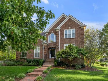 2180 Mangrove Drive, Lexington, KY 40513