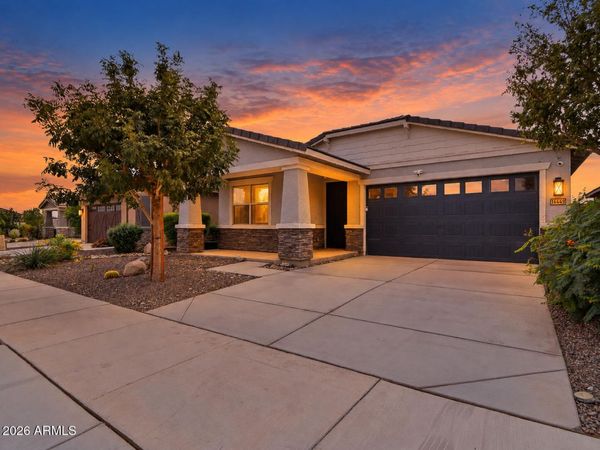 14449 W BUCKSKIN Trail, Surprise, AZ 85387