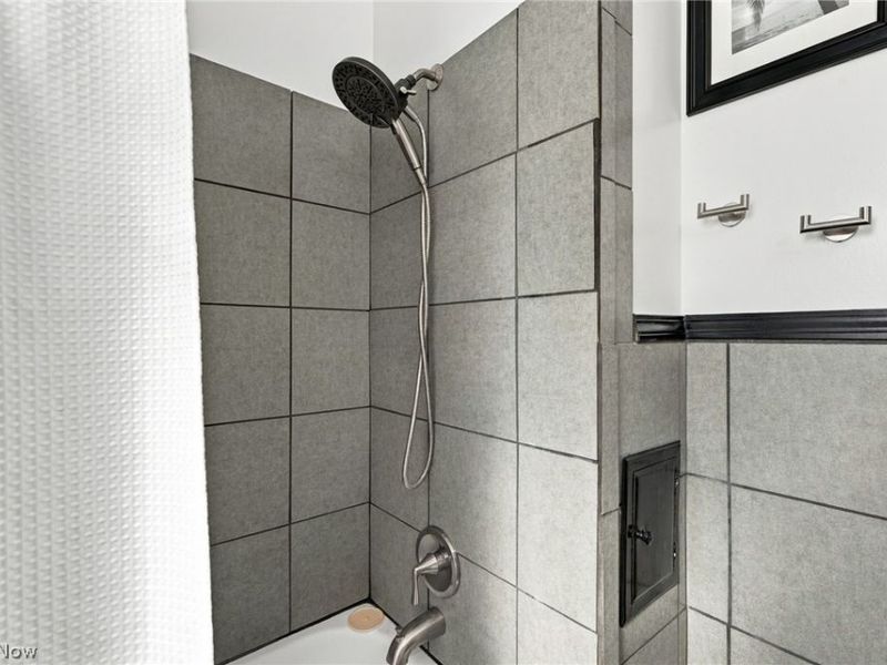 13504 Woodward Boulevard, Garfield Heights, OH 44125 Photo 14