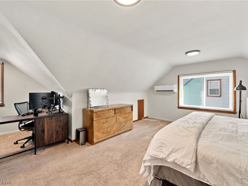 13504 Woodward Boulevard, Garfield Heights, OH 44125 Photo 21