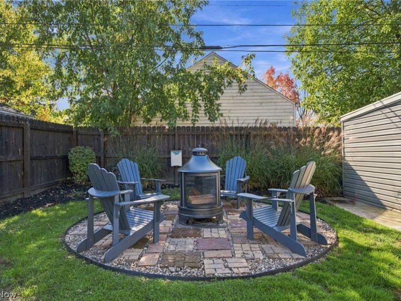 13504 Woodward Boulevard, Garfield Heights, OH 44125 Photo 33