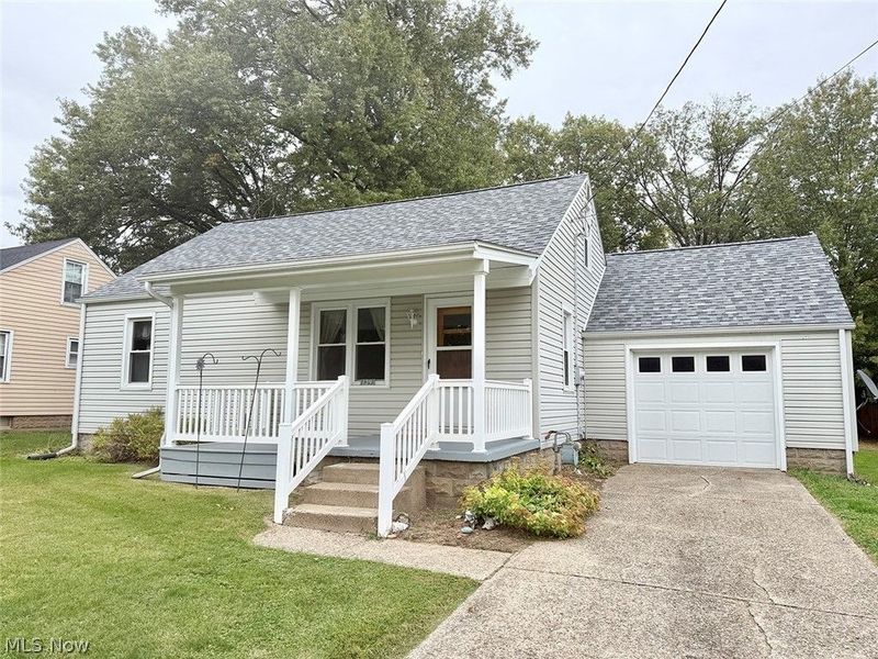 139 S Moravian Avenue, Gnadenhutten, OH 44629 Photo 1